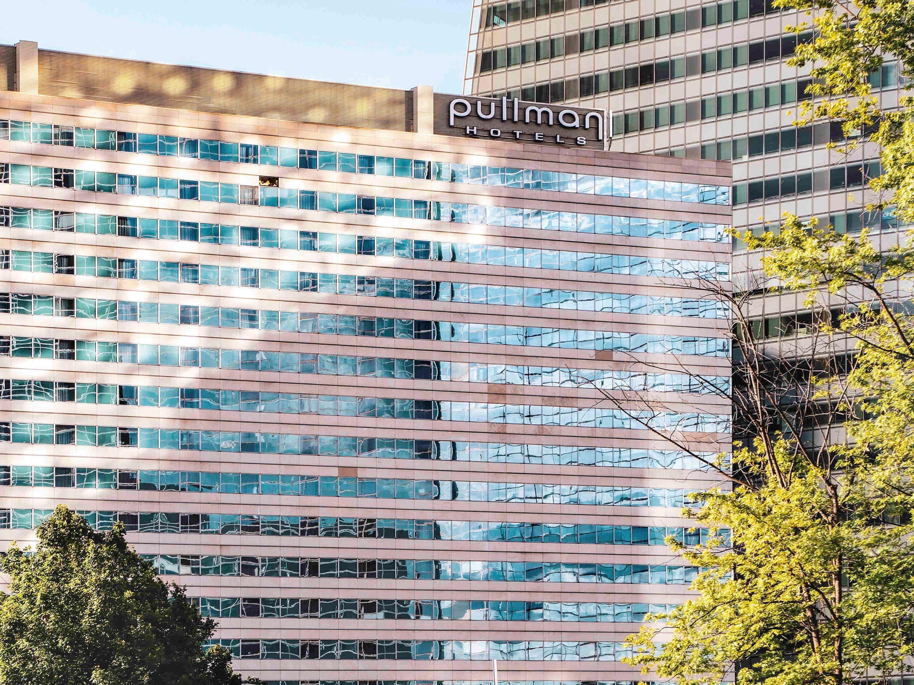 铂尔曼巴黎德芬斯度假酒店 库尔布瓦 外观 照片 Pullman Paris-Tour Eiffel